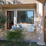 Aeneas Hotel 2*