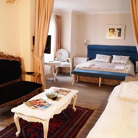 Aeneas Hotel 2*