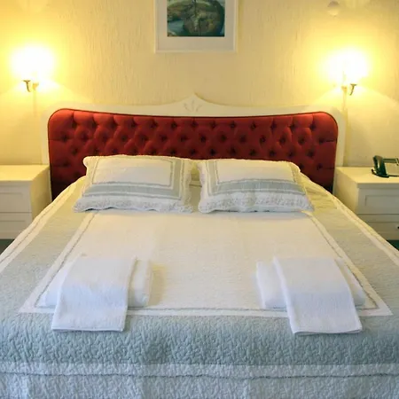 Hotel Aeneas 2*